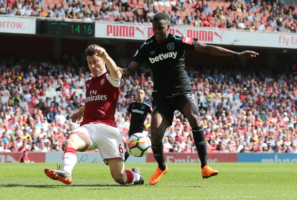 赛榜首竞争 赛榜首竞争