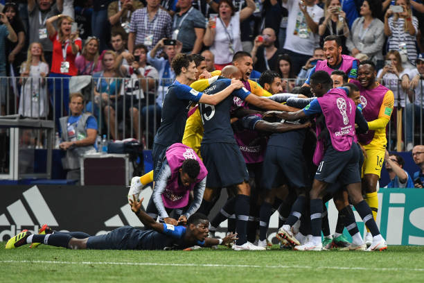 而是对未来 而是对未来