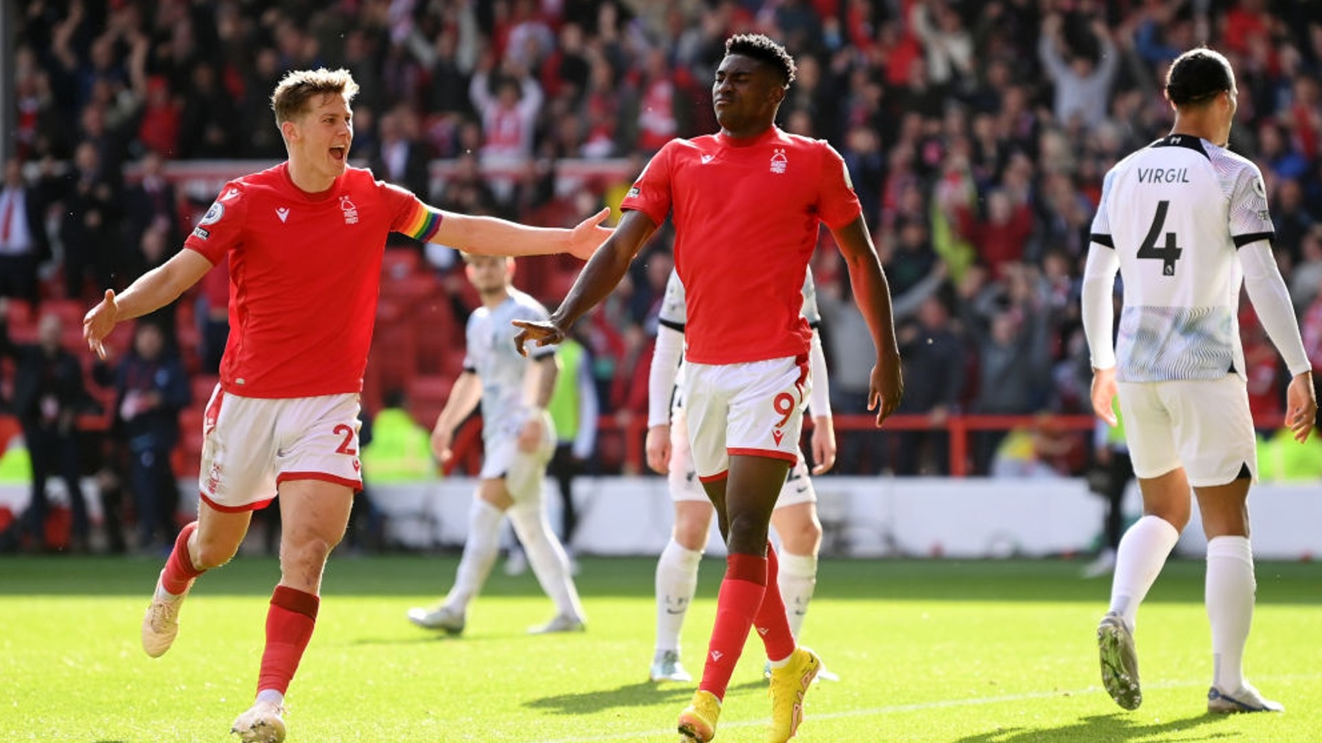 个赛季中贡 个赛季中贡